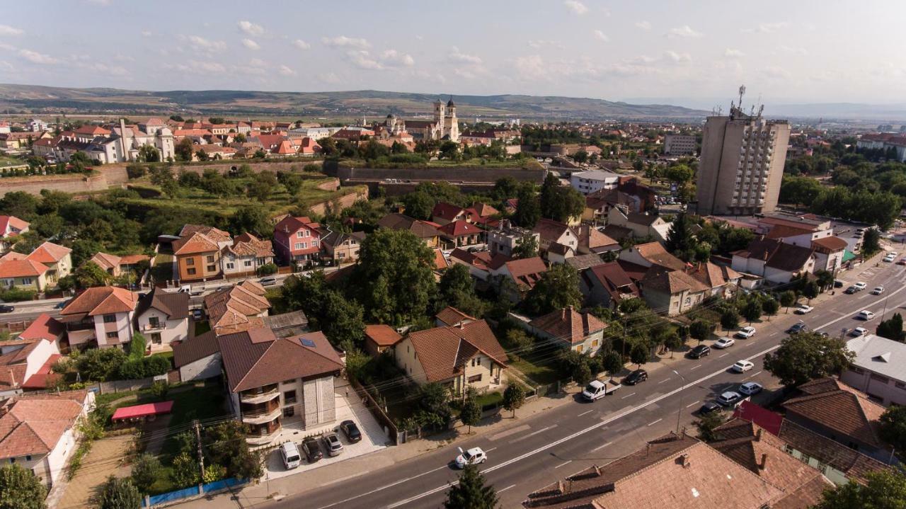 Ave, Alba! Hotel Alba Iulia Exterior photo